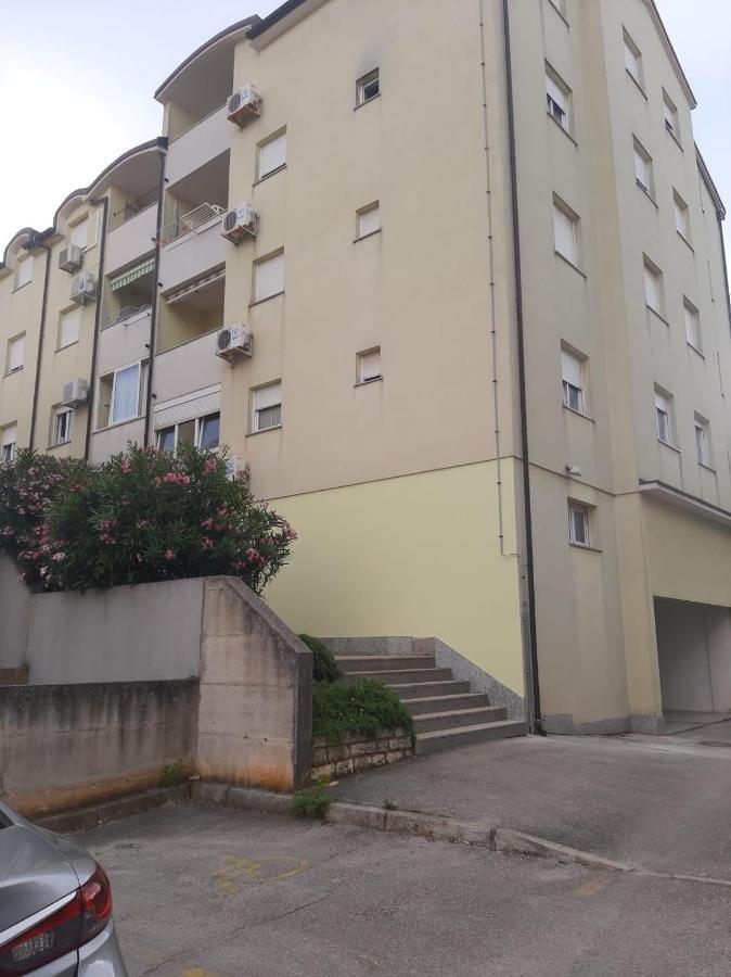 Apartman Sky Pula Exterior photo